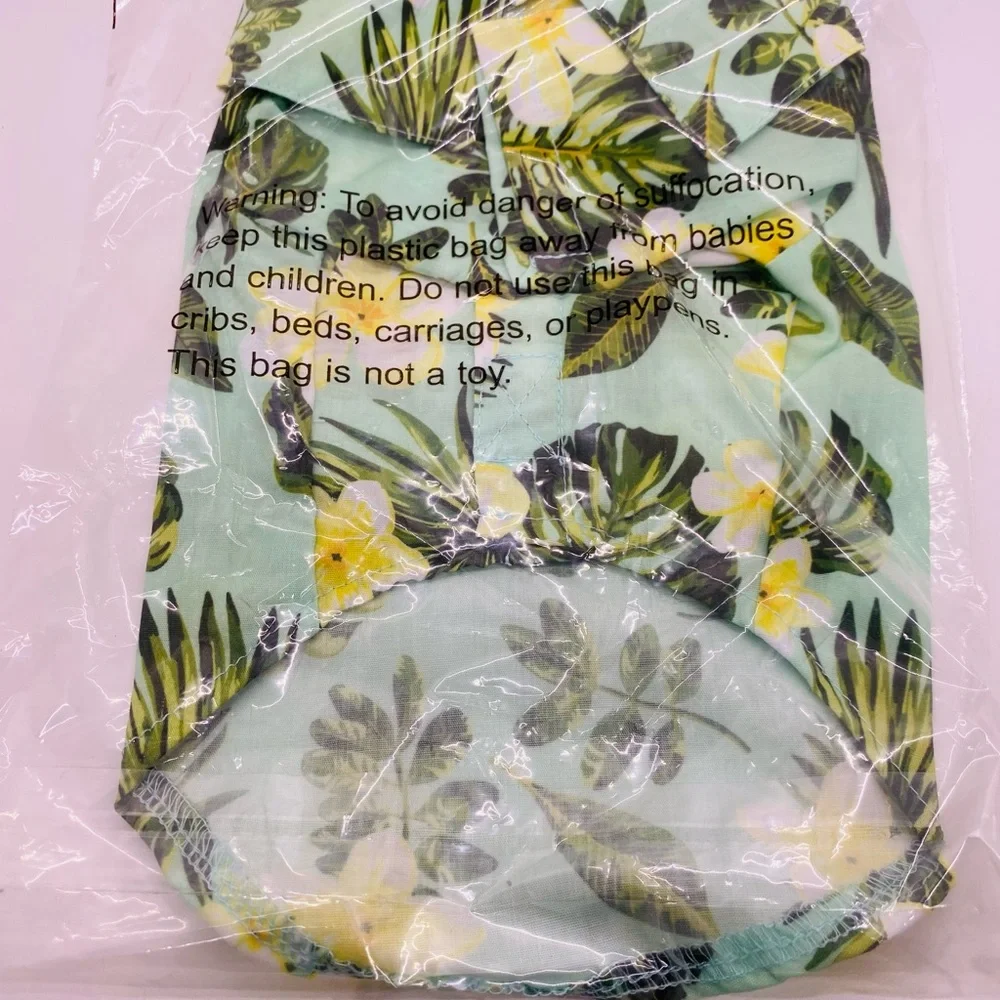 NWT Vibrant Life Camp Shirt for Dogs XSmall or Small - Picture 7 of 8